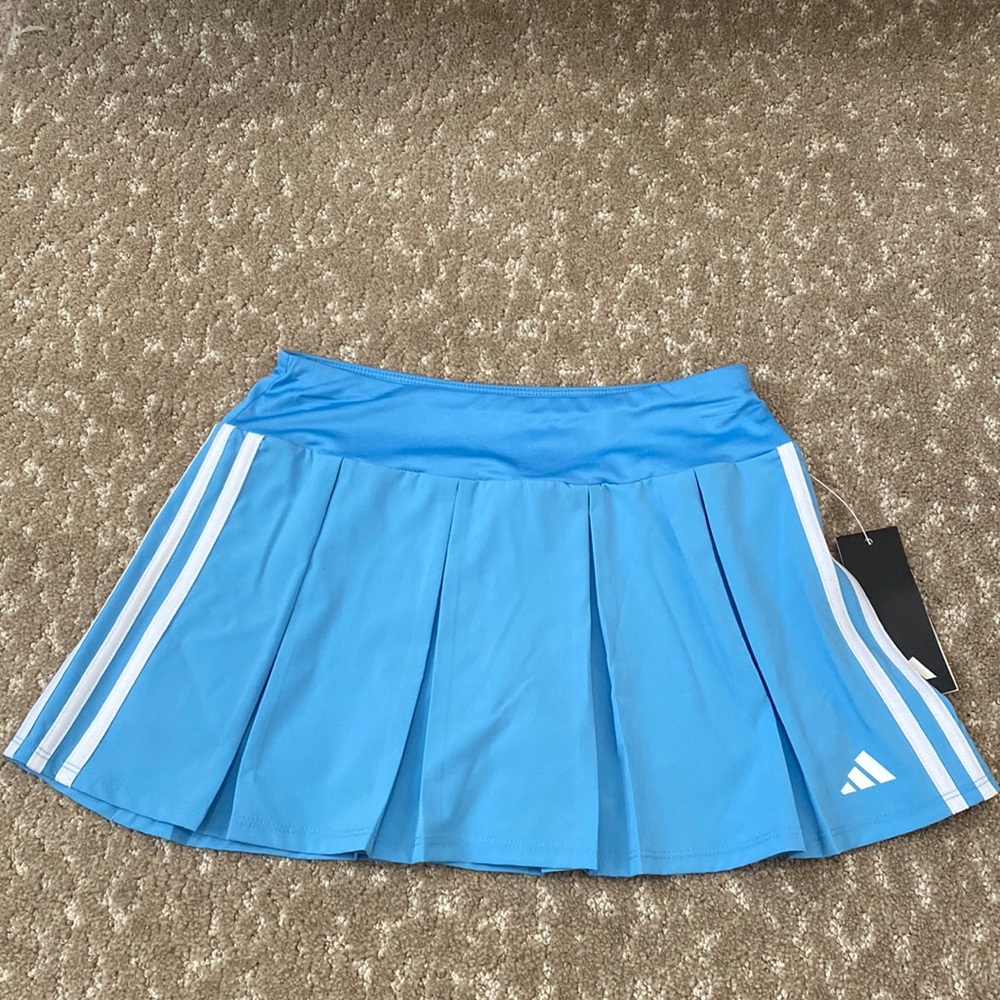 Adidas Blue Pleated Mid Rise Skort with White 3 Stripes on each side. Size L(14)